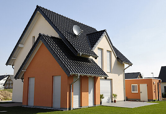 Haus mit Terrasse und Garten Energieservice Westfalen Weser